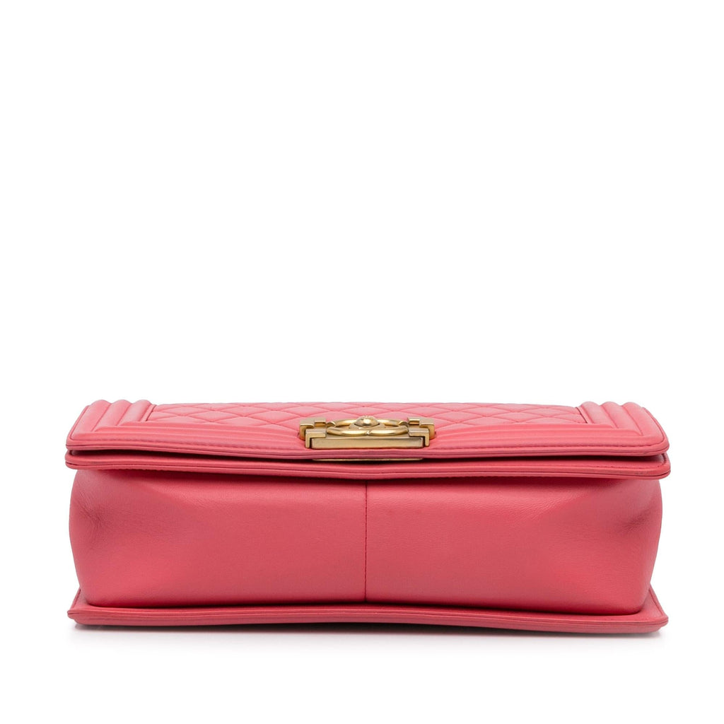Chanel Medium Lambskin Boy Flap Bag (SHG-5TRcJM)