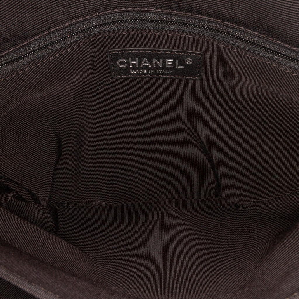 Chanel Medium Quilted Lambskin Grosgrain Two Tone Flap Bag (SHG-Il4DRA)