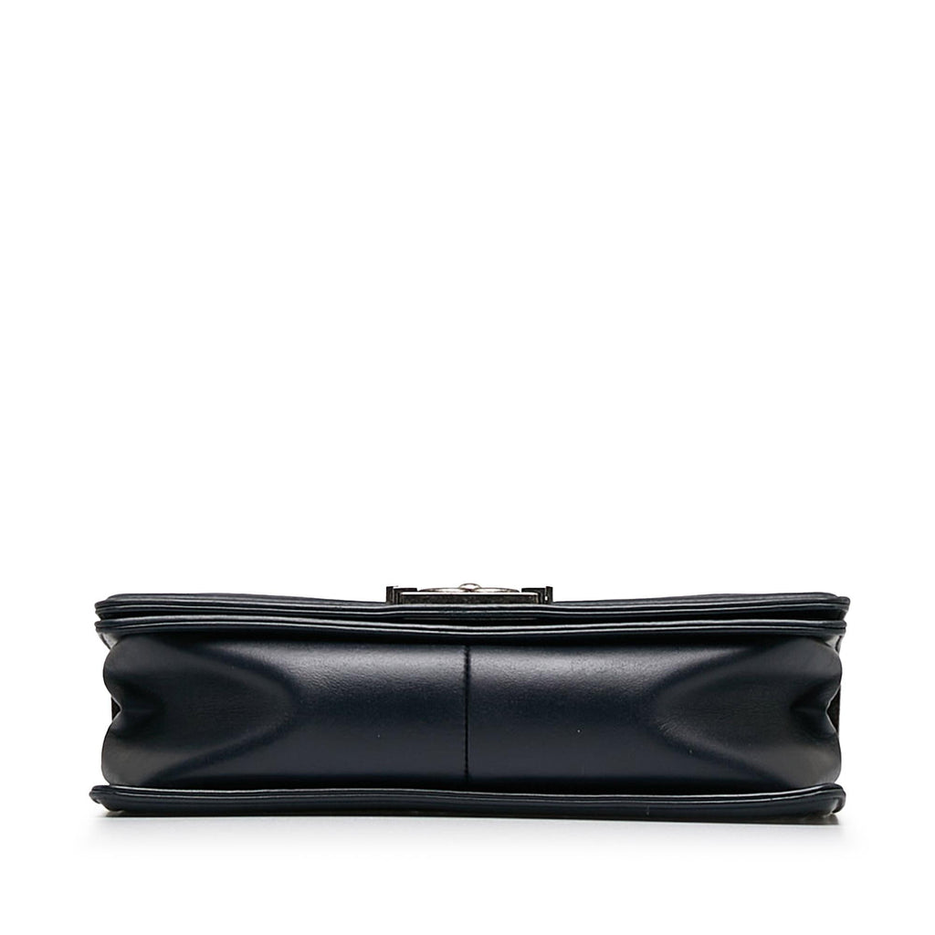 Chanel Medium Woven Lambskin Boy Flap (SHG-FyfyN3)