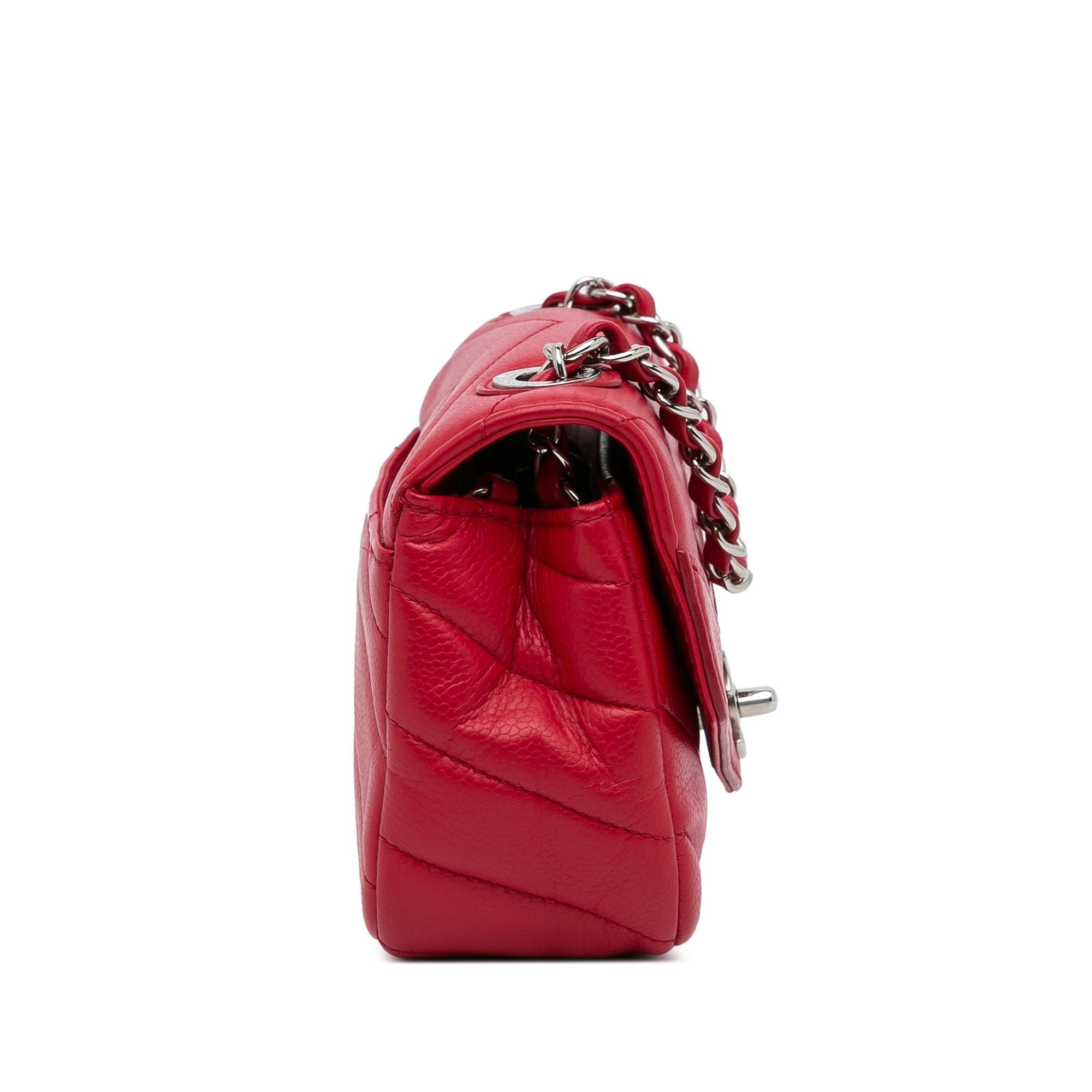 Chanel Mini Caviar Chevron Data Center Envelope Flap Bag (SHG-xIRjR6)