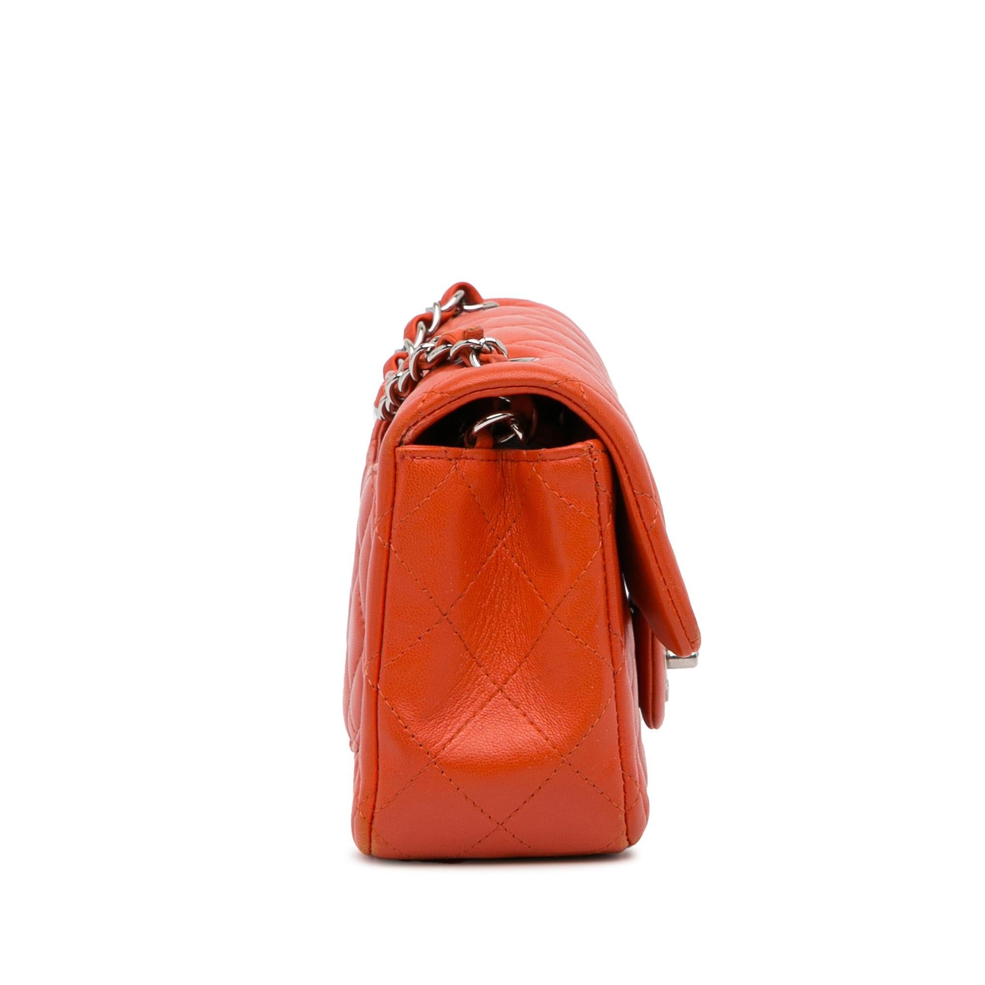 Chanel Mini Classic Lambskin Rectangular Single Flap (SHG-HISR5u)
