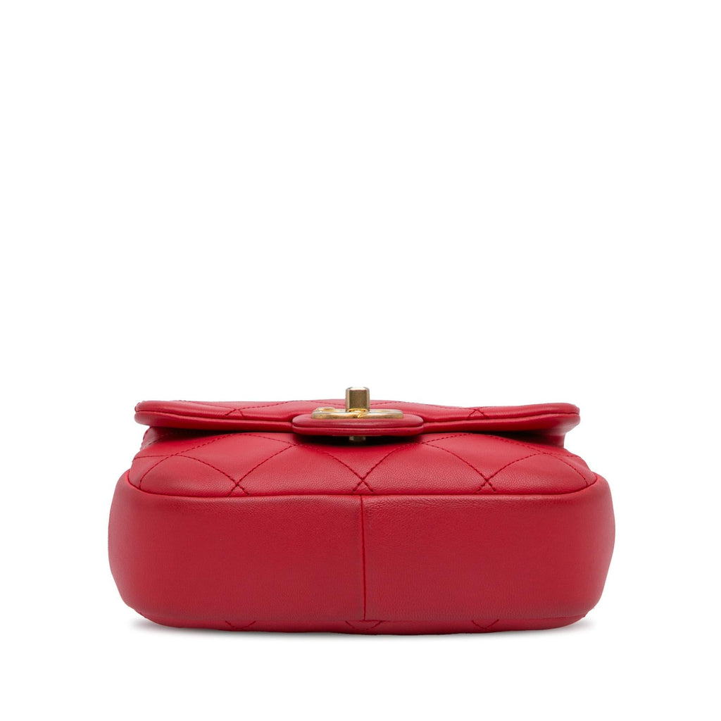Chanel Mini In the Loop Flap Bag (SHG-2yRjg8)