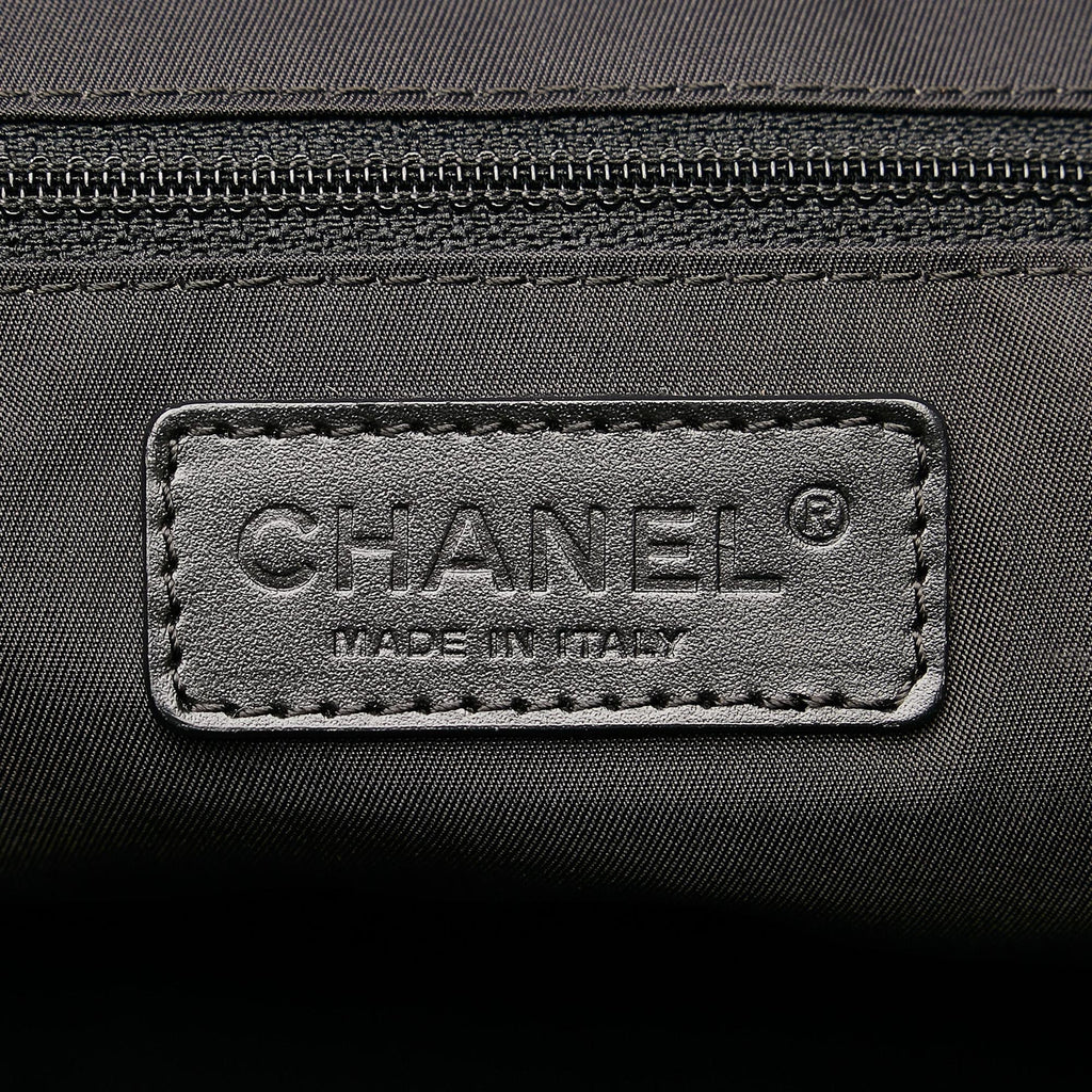 Chanel New Travel Line Nylon Tote Bag (SHG-32233)