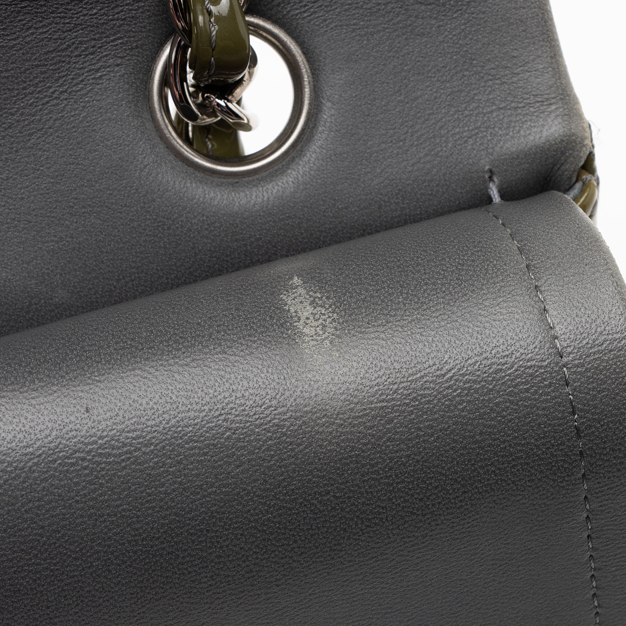 Chanel Patent Leather Classic Medium Double Flap Bag (SHF-yY0DZr)