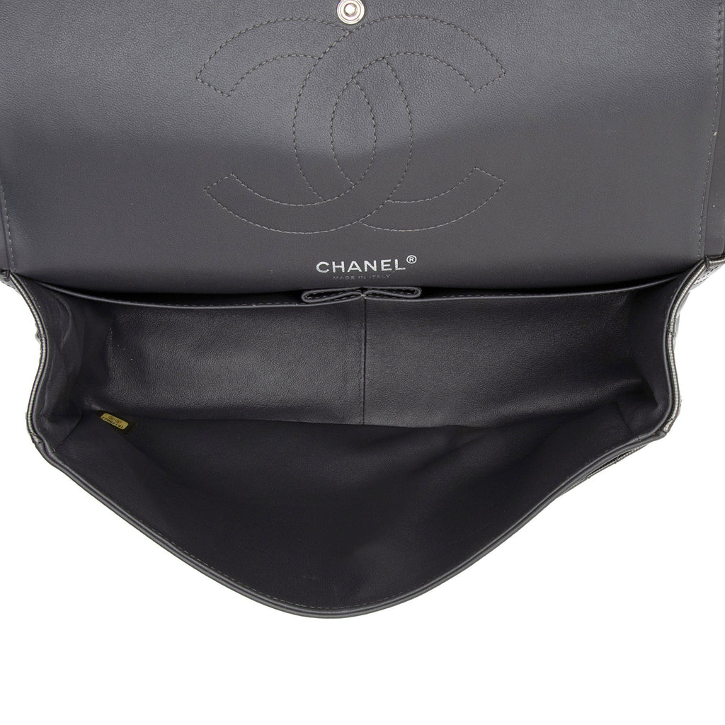 Chanel Patent Leather Stripe Classic Jumbo Double Flap Bag (SHF-xHciHb)