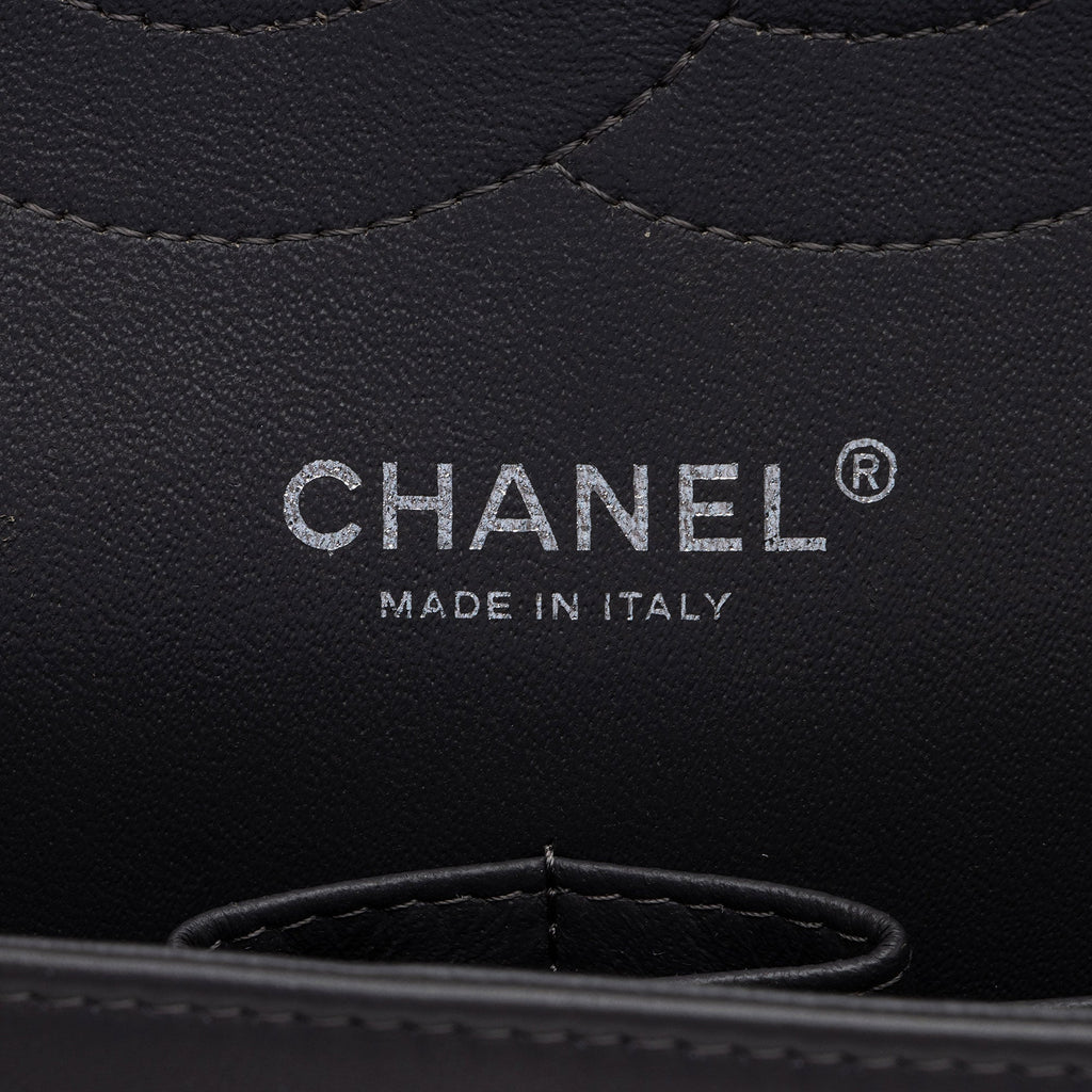 Chanel Patent Leather Stripe Classic Jumbo Double Flap Bag (SHF-xHciHb)