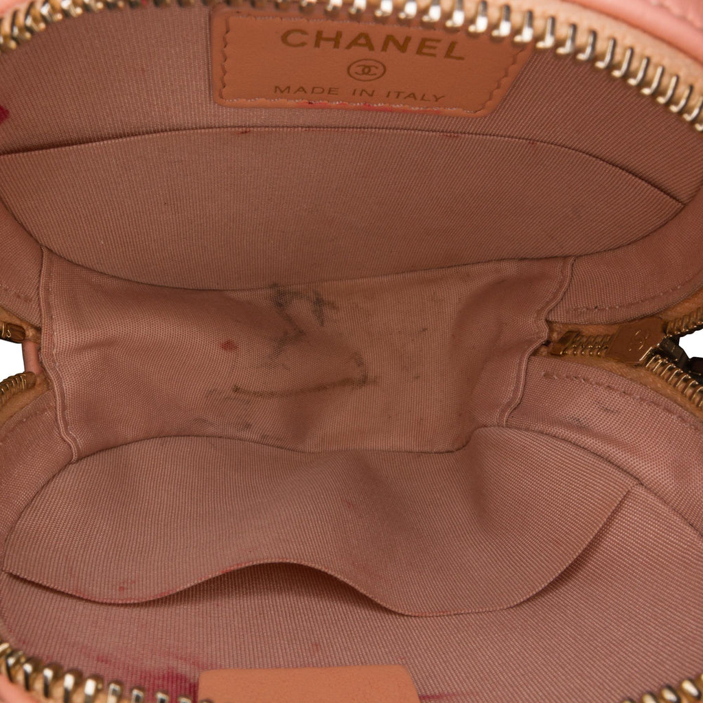 Chanel Pearl Round As Earth Crossbody Bag (SHG-q8dCpH)