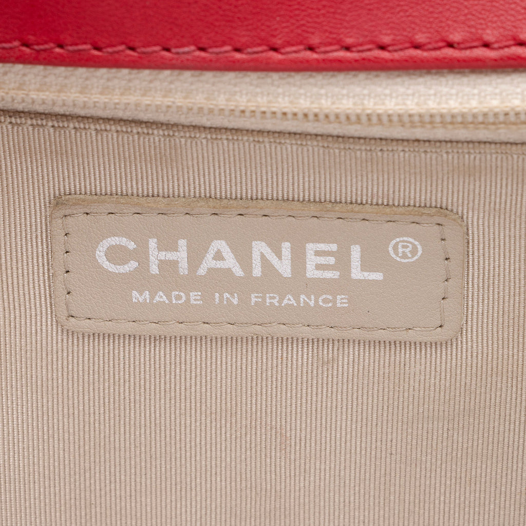 Chanel Perforated Lambskin New Medium Boy Bag (SHF-LqYEA9)