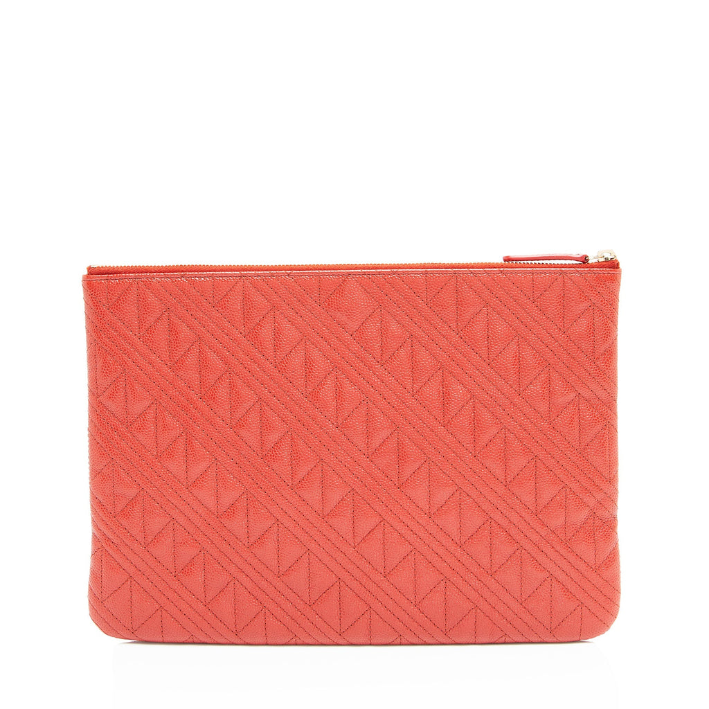 Chanel Quilted Caviar Leather Medium O-Case (SHF-AsHaeD)