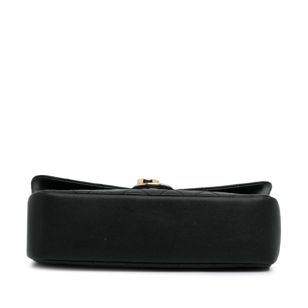 Chanel Quilted Classic Single Flap (SHG-n3i9JL)