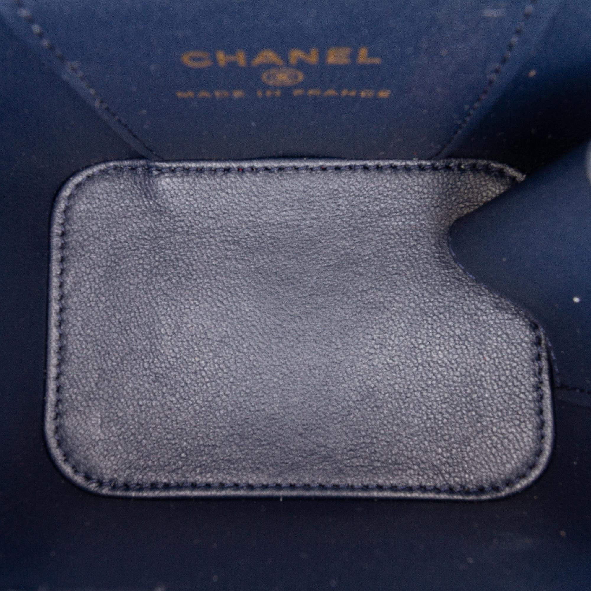 Chanel Small Lambskin Top Handle Vanity Bag (SHG-FgncGV)