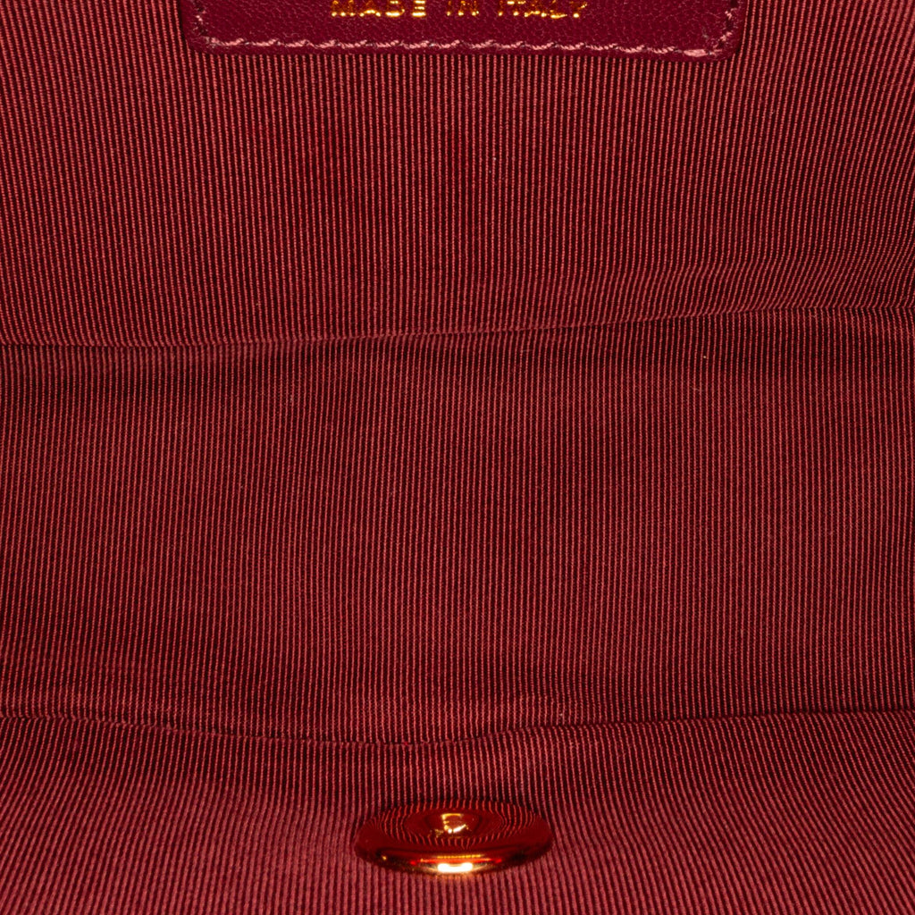 Chanel Small Sheepskin Vintage Mademoiselle Flap (SHG-zsUypA)