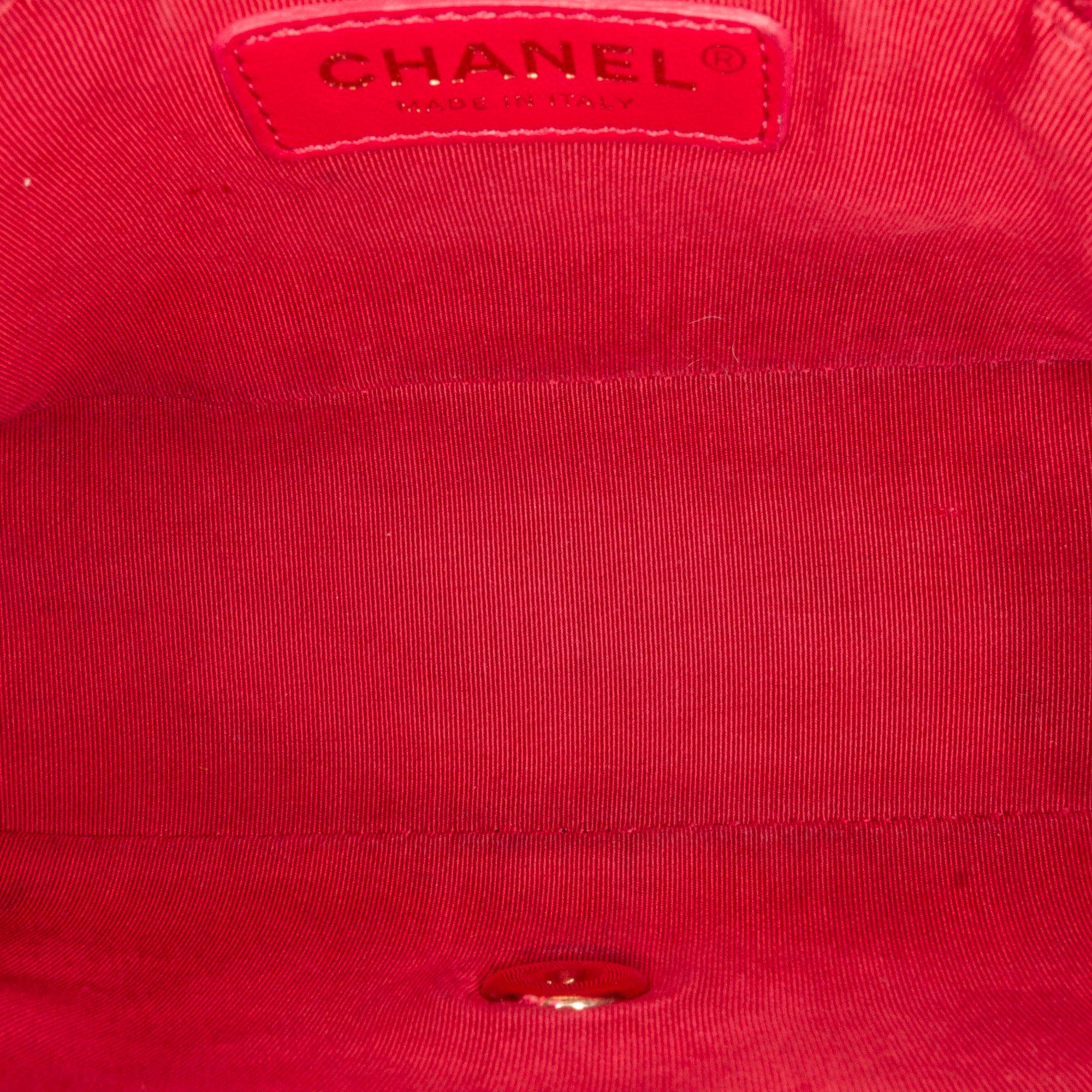 Chanel Twist Chain Enamel CC Flap Bag (SHG-bP0vlF)