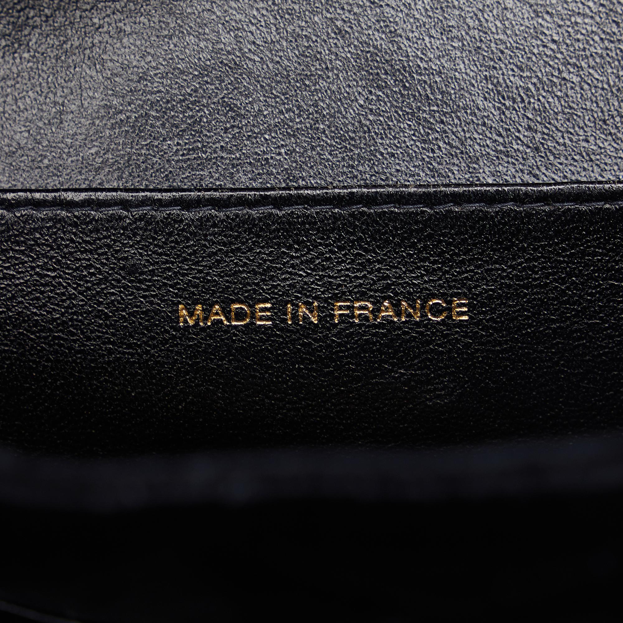 Chanel Velvet Medallion Tote (SHG-O6Jpwf)