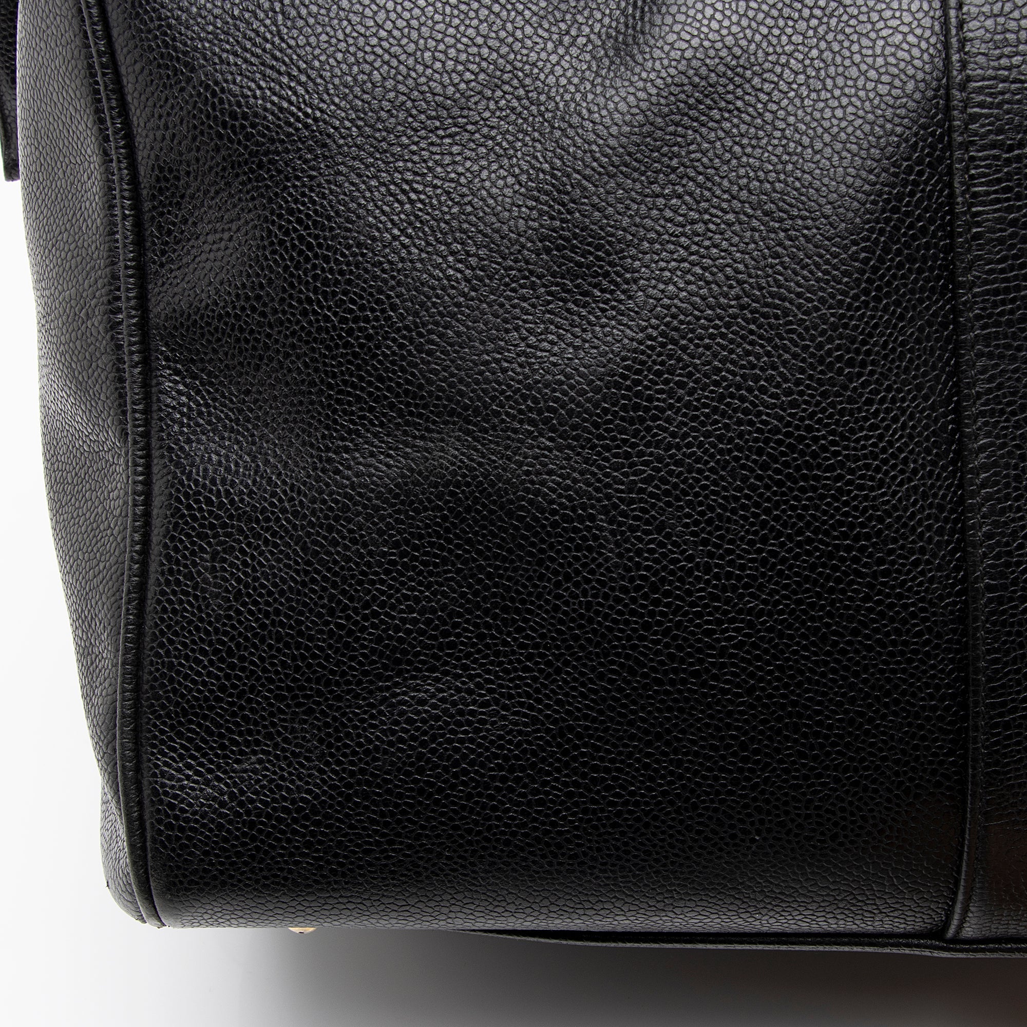 Chanel Vintage Caviar Leather Timeless CC Duffle Bag (SHF-8OA81f)