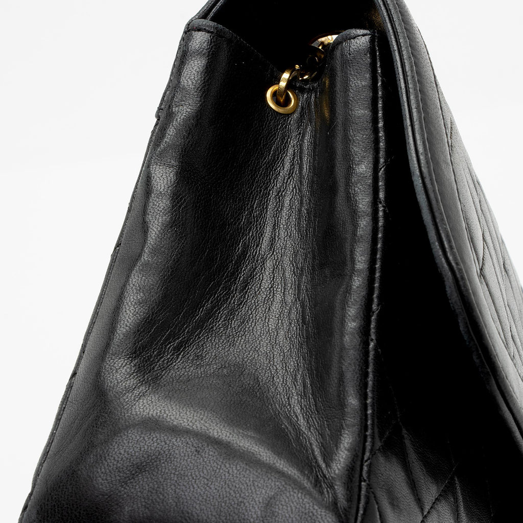 Chanel Vintage Lambskin Medium Single Flap Bag (SHF-jQAZoL)
