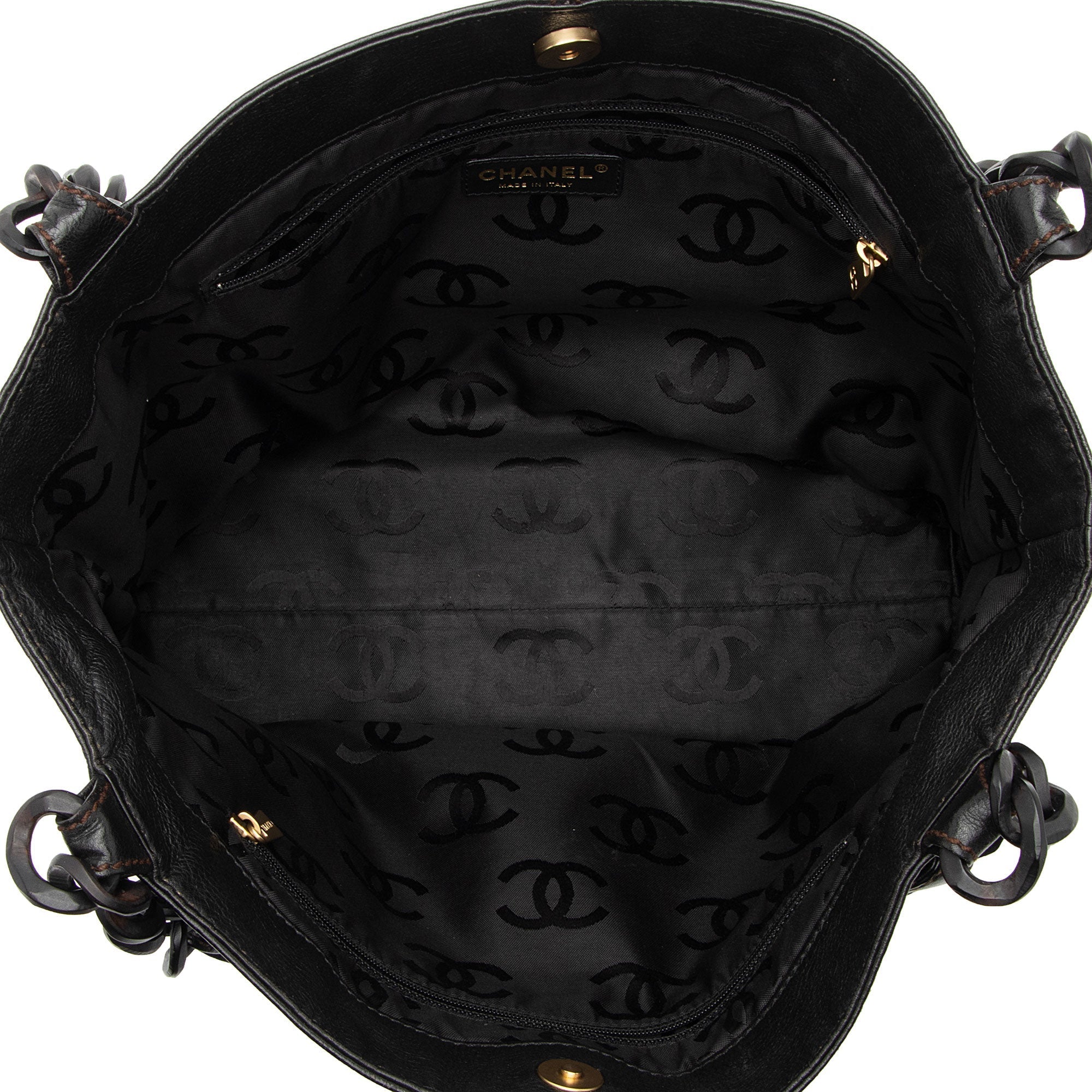 Chanel Vintage Leather Wood Chain Tote (SHF-bz2XaF)
