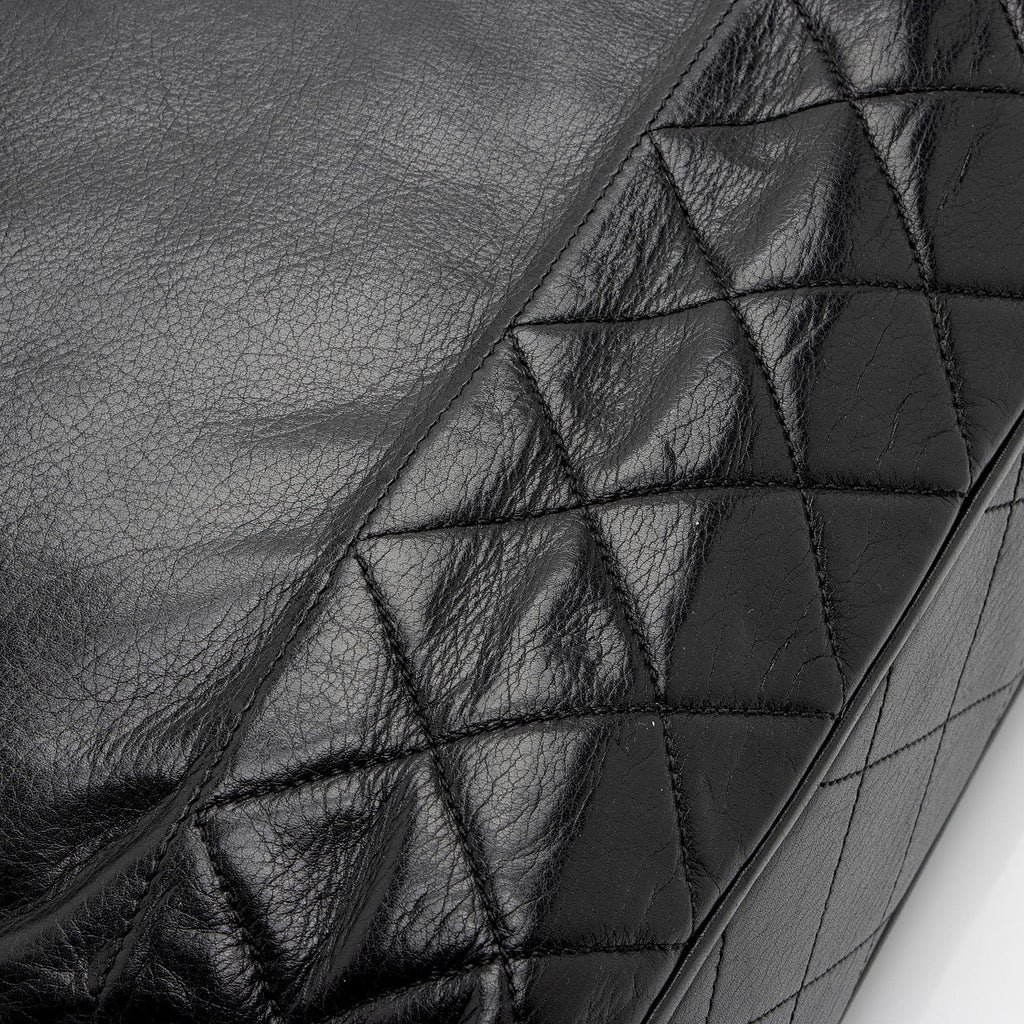 Chanel Vintage Quilted Lambskin Tote (SHF-KLrZGV)