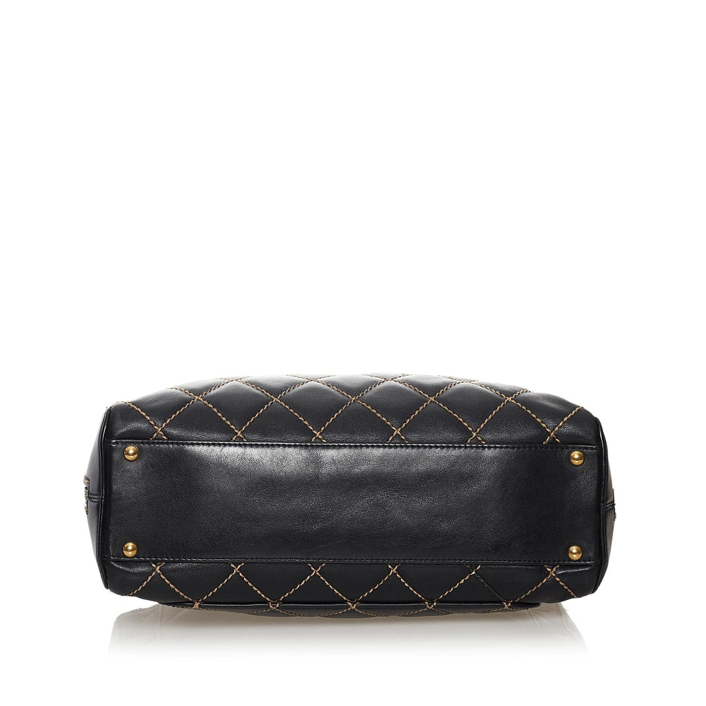 Chanel Wild Stitch Leather Handbag (SHG-34790)