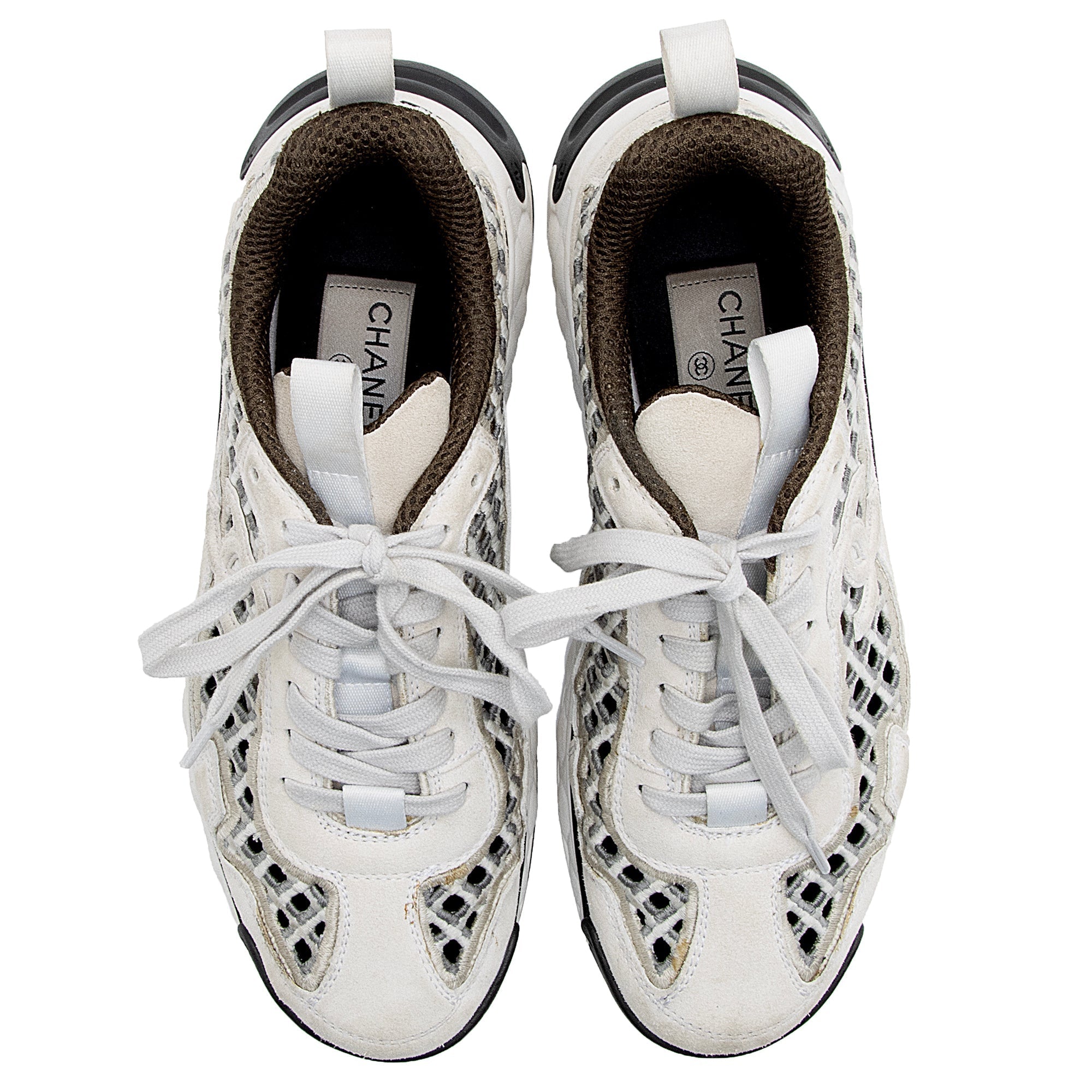 Chanel Suede Calfskin Embroidered CC Sneakers - Size 8 / 38 (SHF-22982)