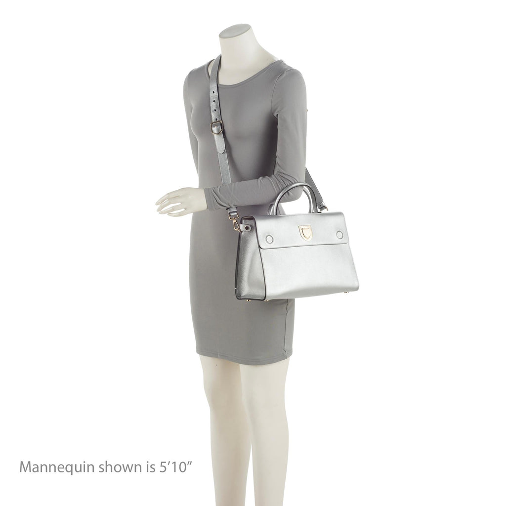 Dior Metallic Calfskin Diorever Medium Tote (SHF-BJ3NV5)