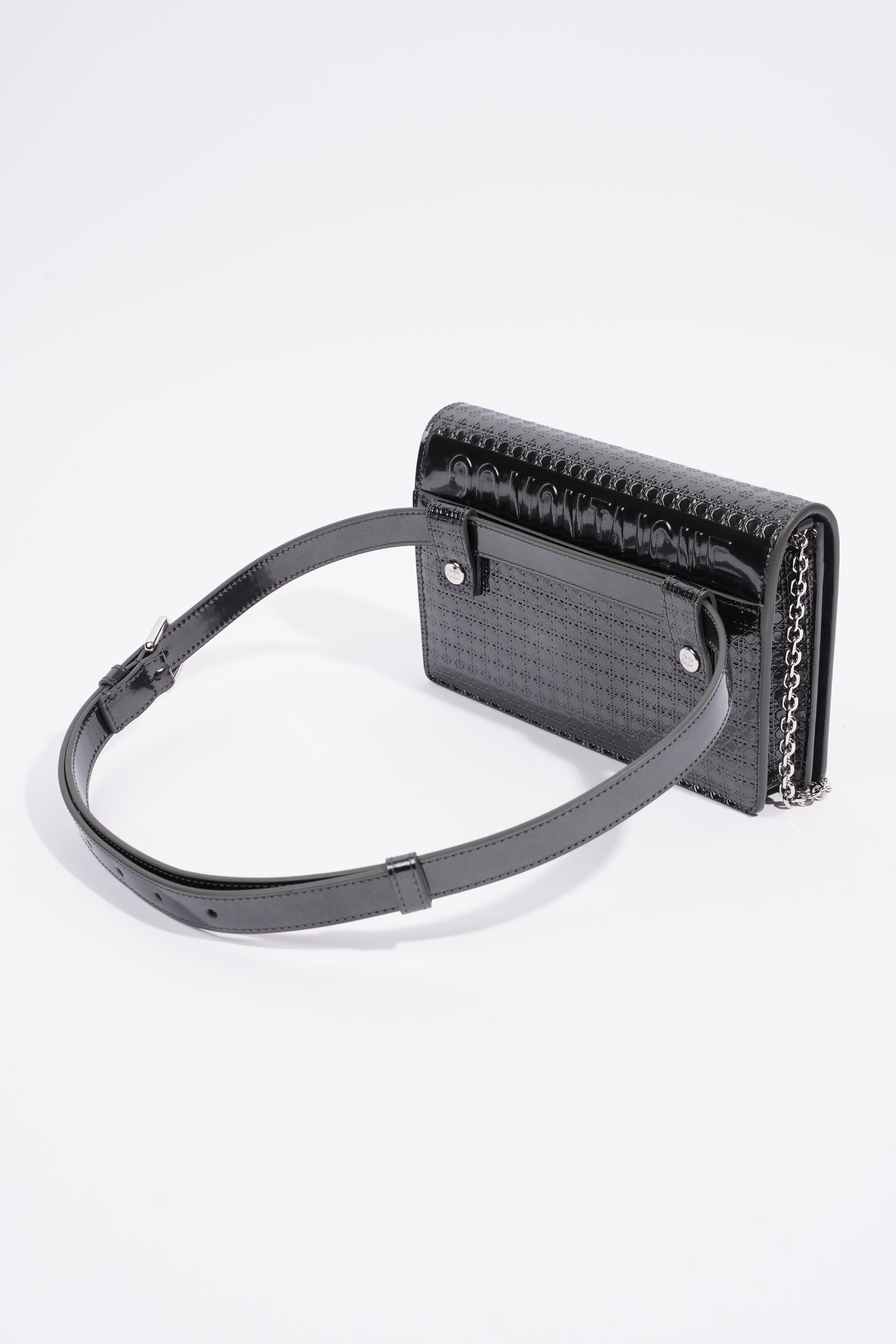 Christian Dior 30 Montaigne Two Way Pouch Black