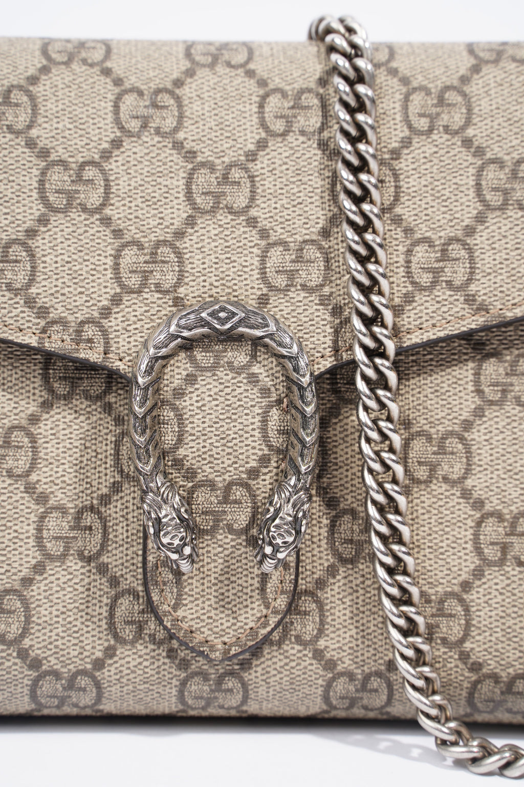 Gucci Dionysus GG Supreme Chain Wallet Beige And Ebony GG Supreme Coated Canvas
