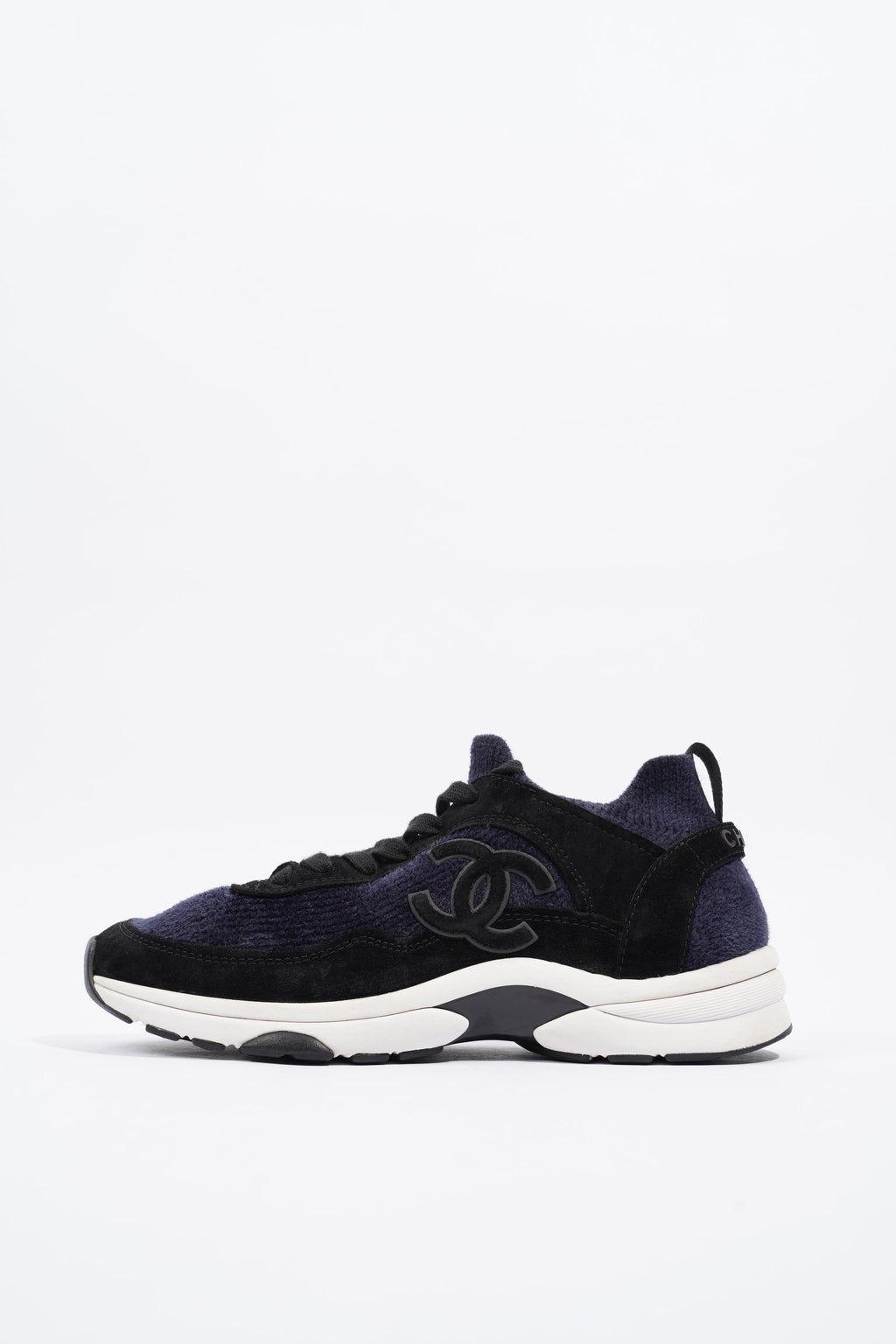 Chanel CC Logo Sneaker Navy / Black / White Fabric EU 39 UK 6