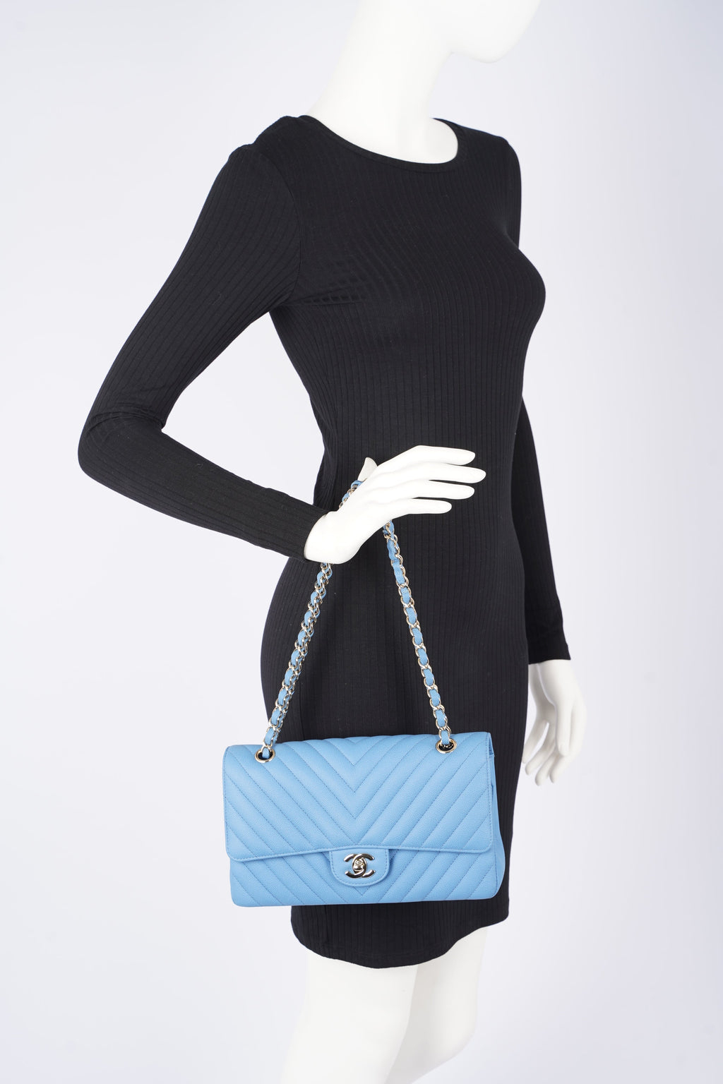 Chanel Womens Quilted Caviar Chevron Classic Double Flap Medium