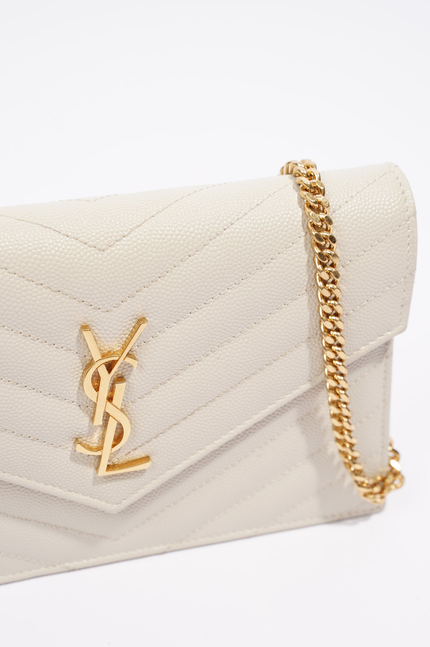 Saint Laurent Womens Chain Wallet White / Gold