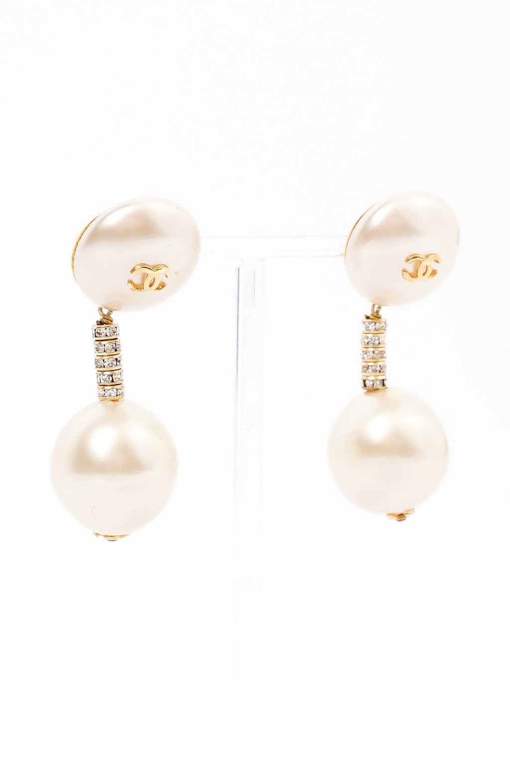Chanel Pearl Pendant Earrings