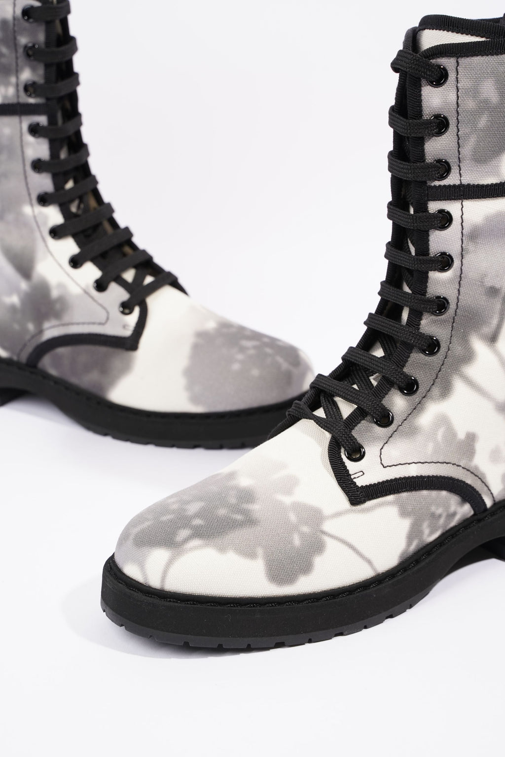 Fendi Womens Canvas Boots White / Grey EU 38 / UK 5