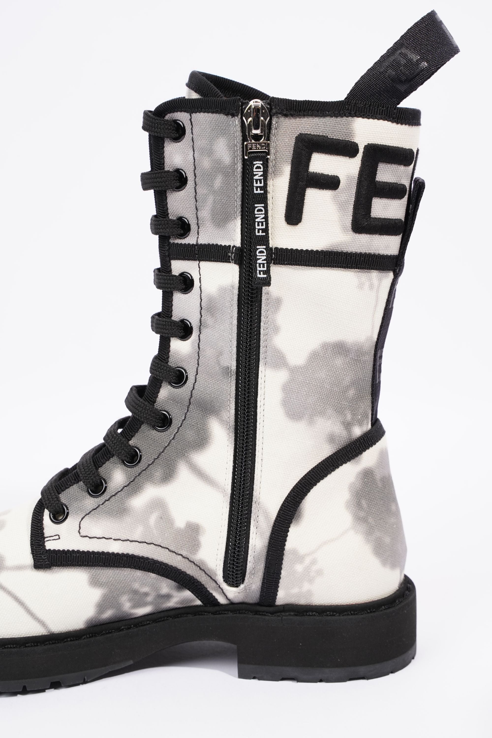 Fendi Womens Canvas Boots White / Grey EU 38 / UK 5