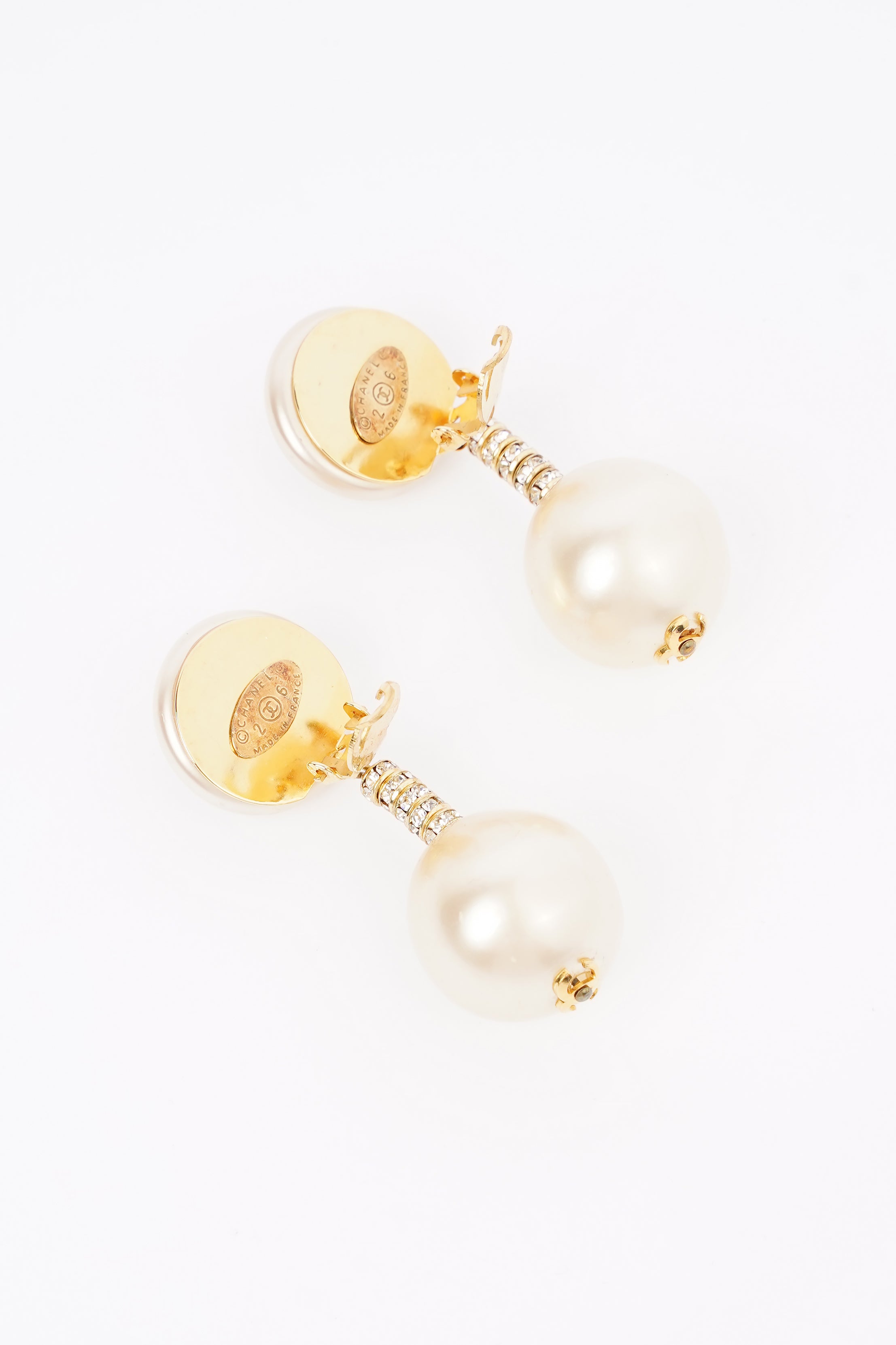 Chanel Pearl Pendant Earrings