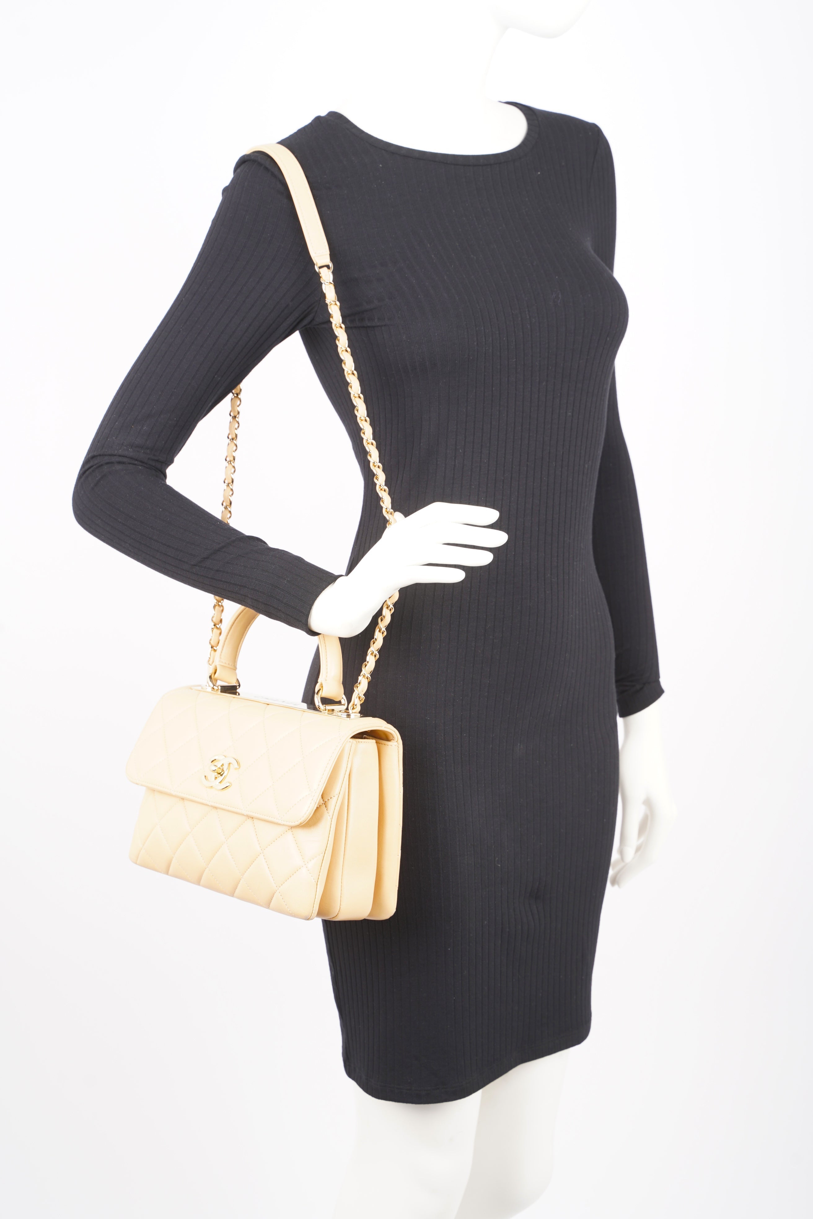 Chanel Womens Trendy Flap Bag Biscuit Lambskin Small