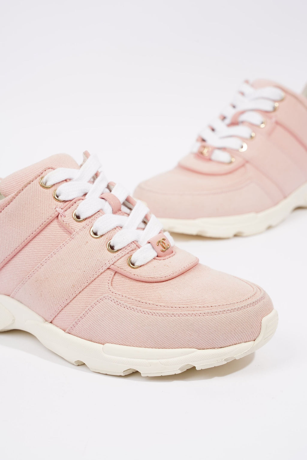 Chanel Womens Tennis Sneaker Salmon / White EU 37.5 / UK 4.5