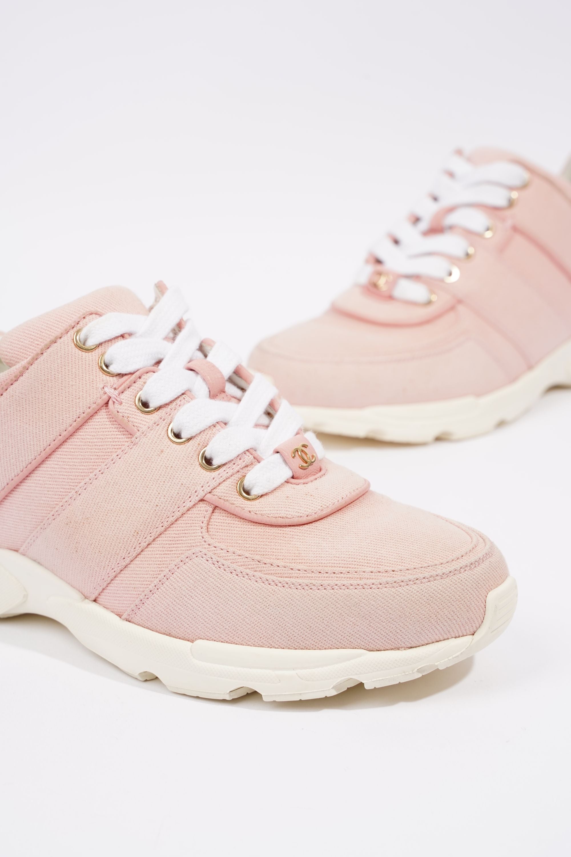 Chanel Womens Tennis Sneaker Salmon / White EU 37.5 / UK 4.5