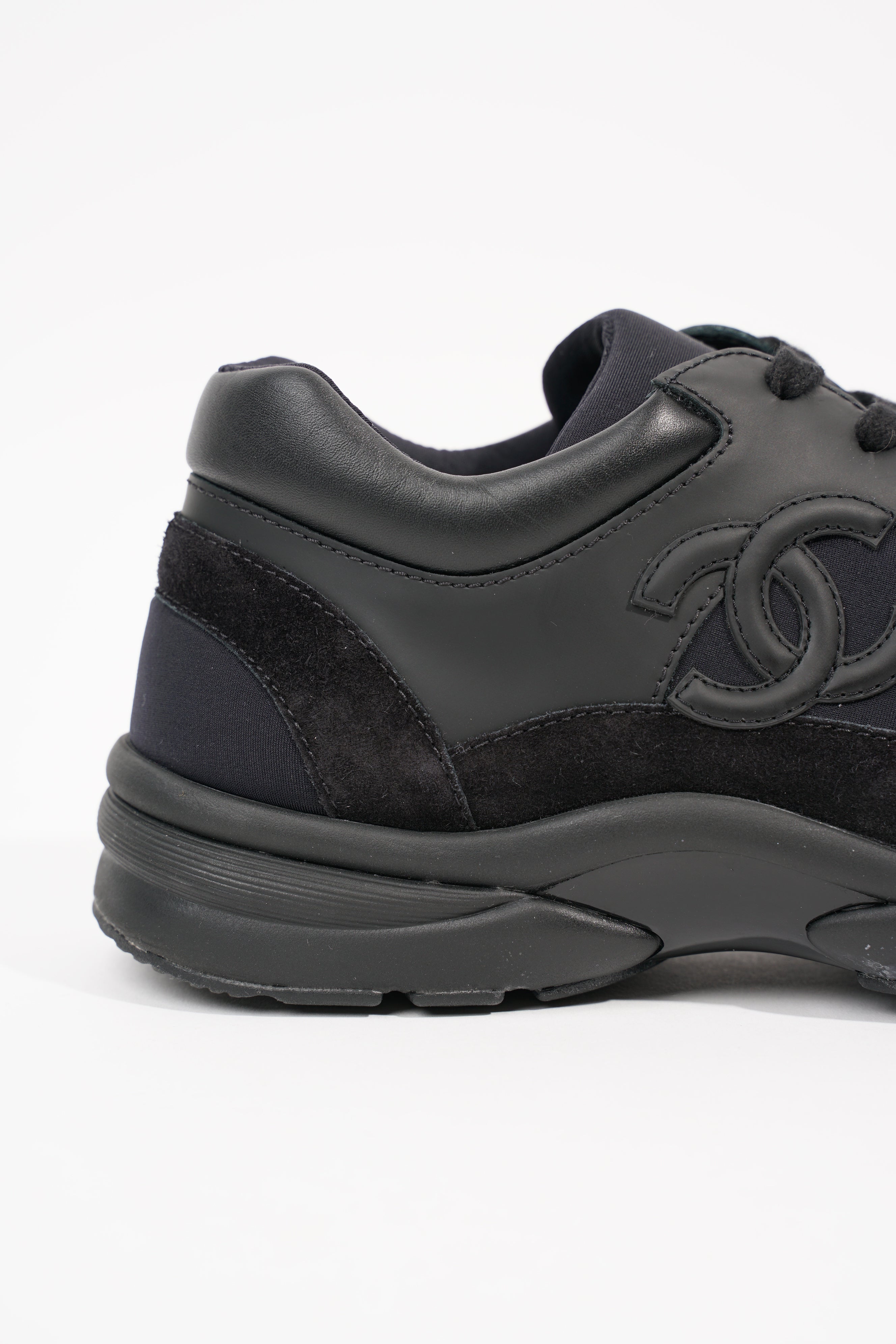 Chanel Womens CC Logo Black EU 41 / UK 8