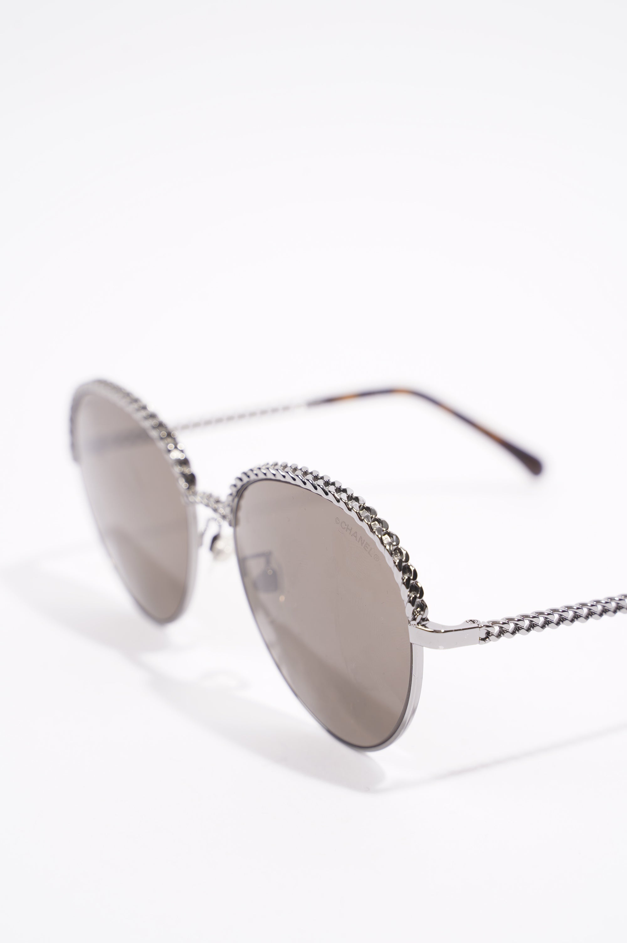 Chanel 4242 Sunglasses Black / Silver 135