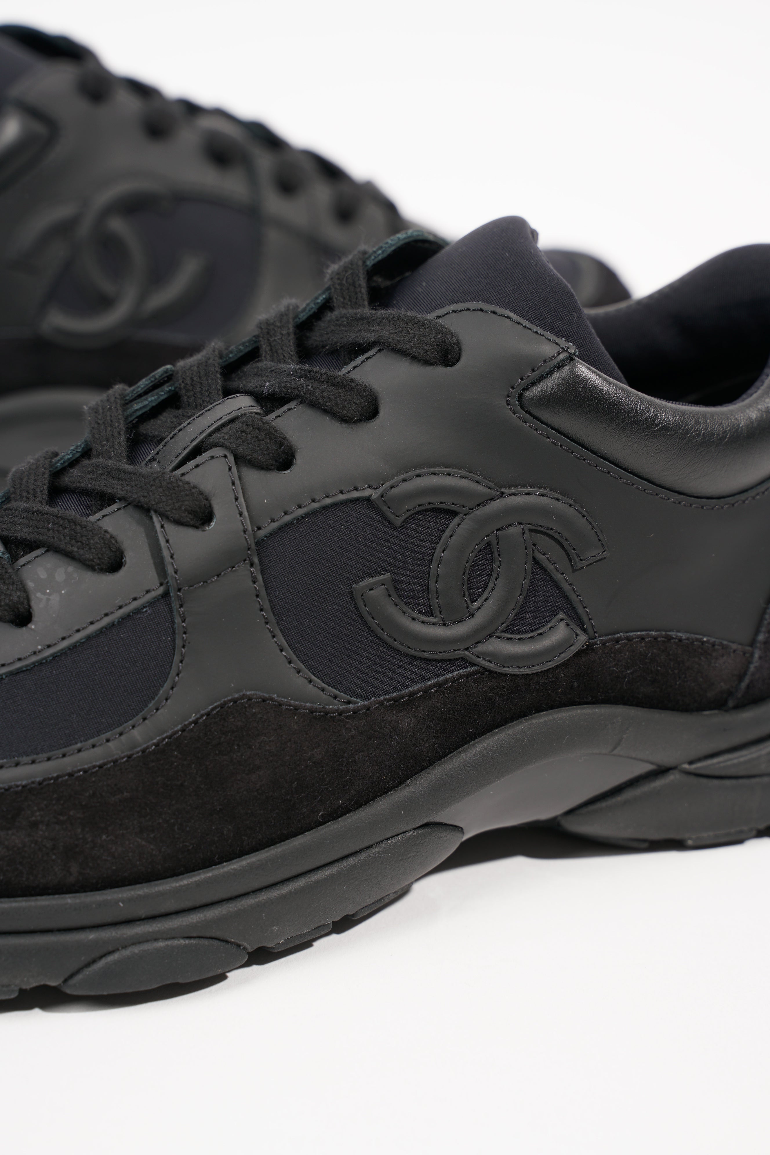 Chanel Womens CC Logo Black EU 41 / UK 8