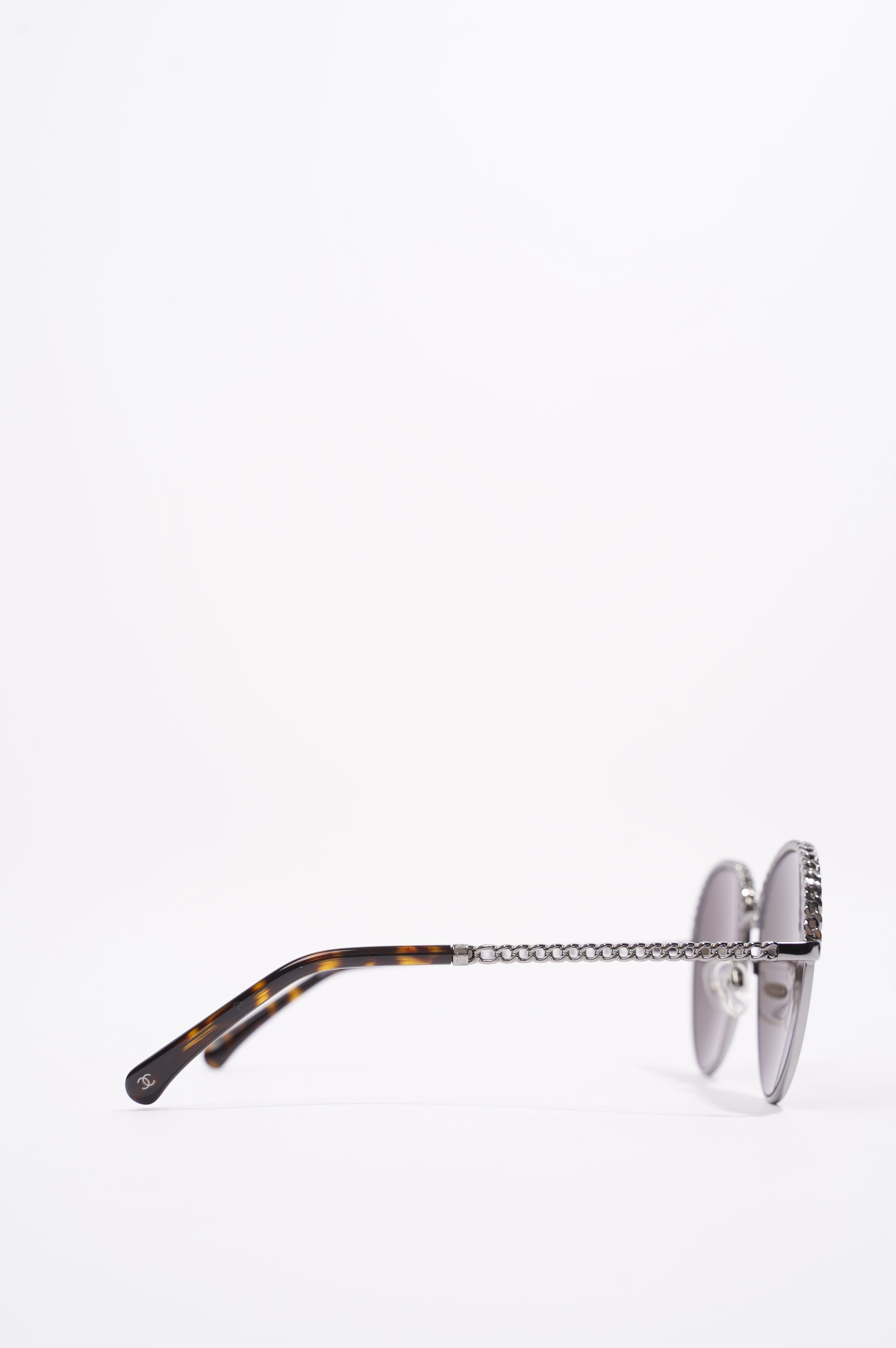 Chanel 4242 Sunglasses Black / Silver 135