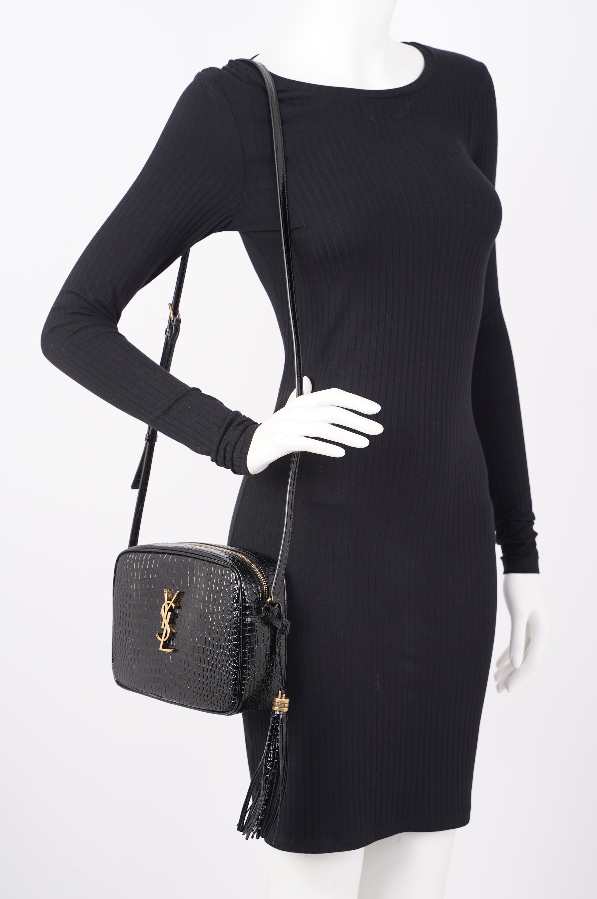 Saint Laurent Womens Lou Camera Crossbody Bag Black Leather