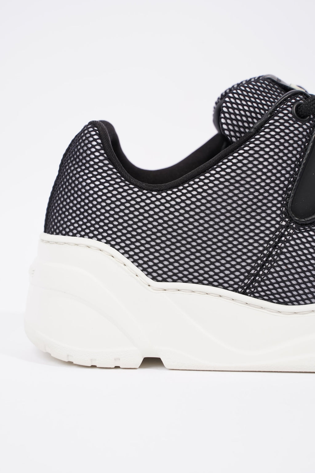 Christian Dior Mens B17 Runner Black / White EU 39 / UK 5