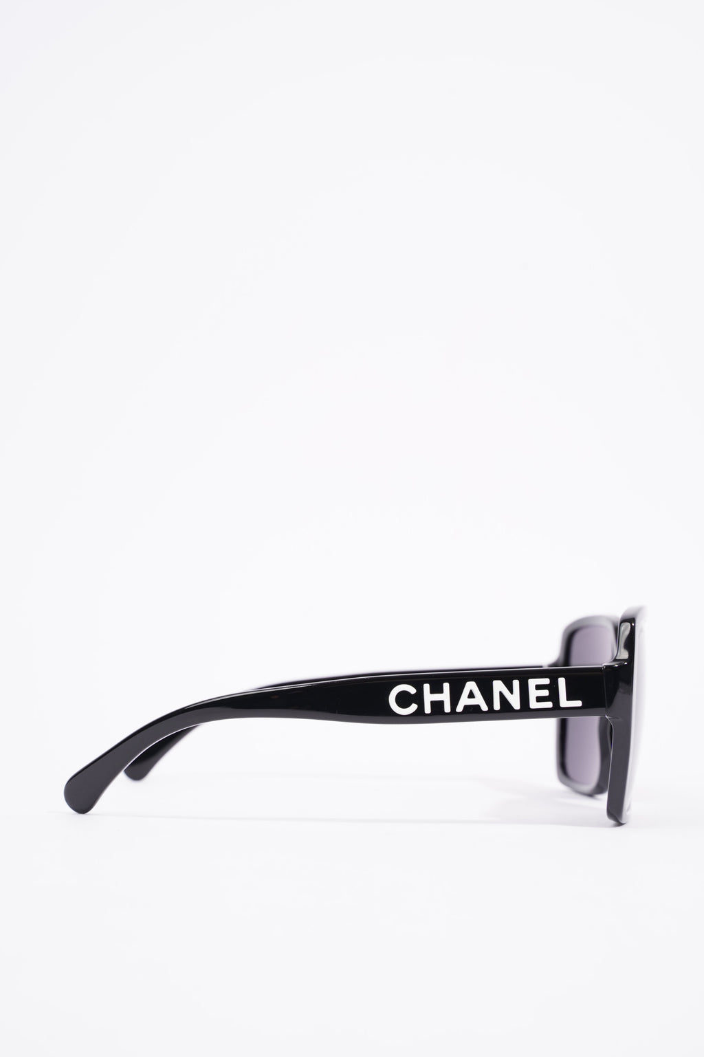 Chanel 5408-A Sunglasses Black Acetate 140