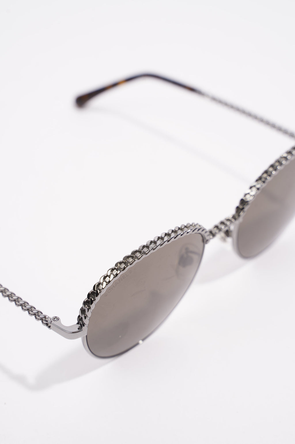 Chanel 4242 Sunglasses Black / Silver 135