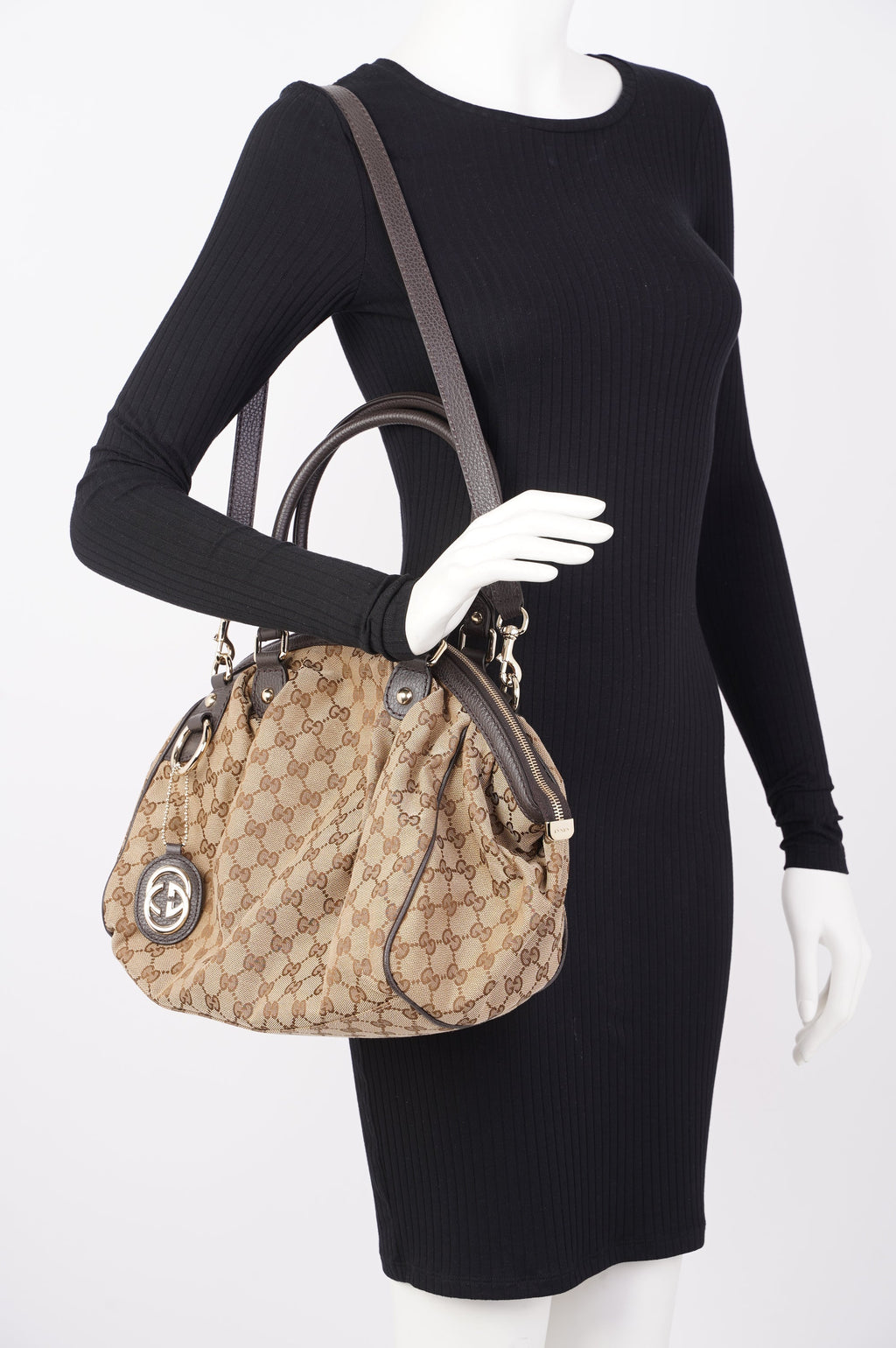 Gucci Womens Sukey Bag Supreme Canvas