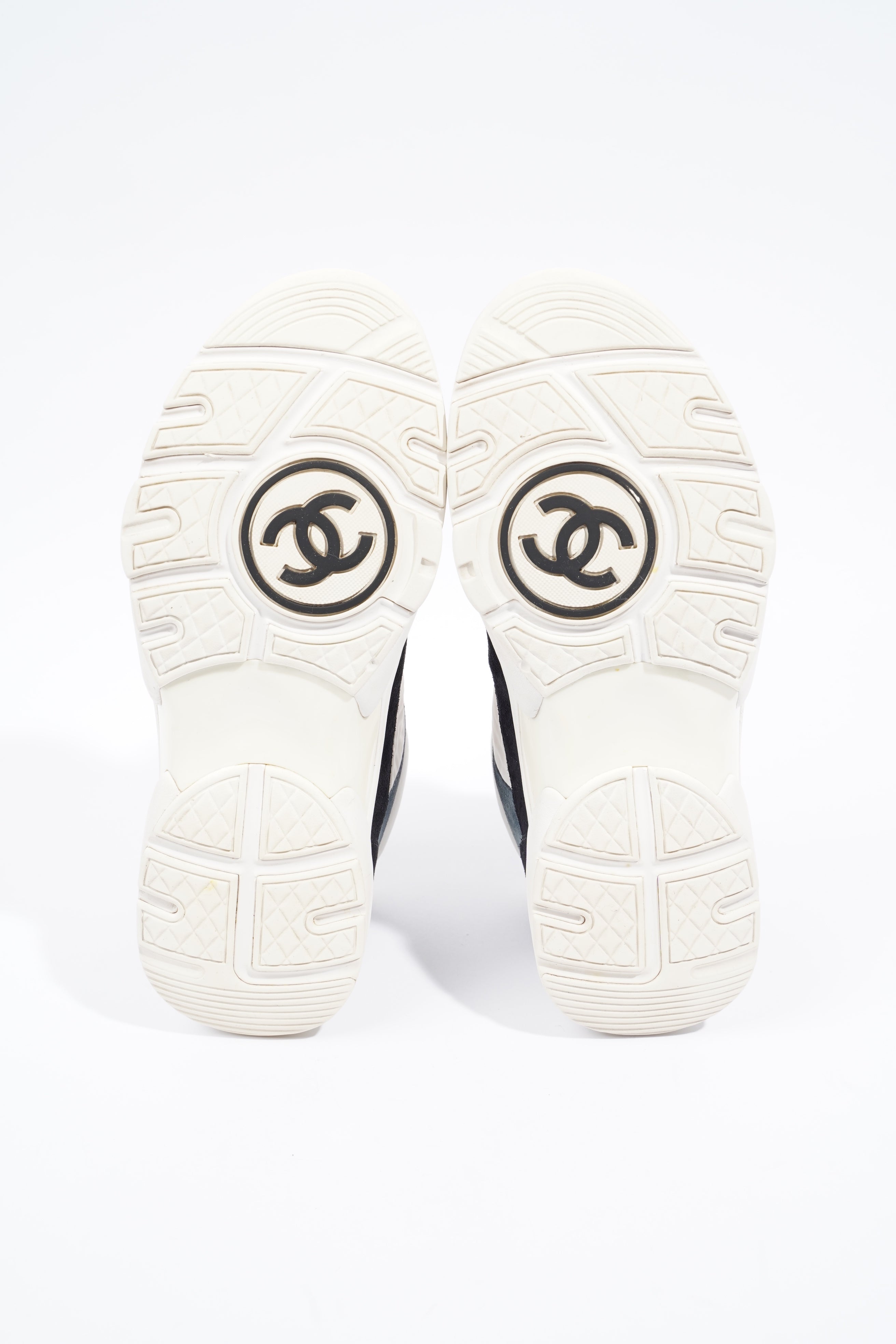 Chanel CC Runner White / Black / Orange EU 37 / UK 4
