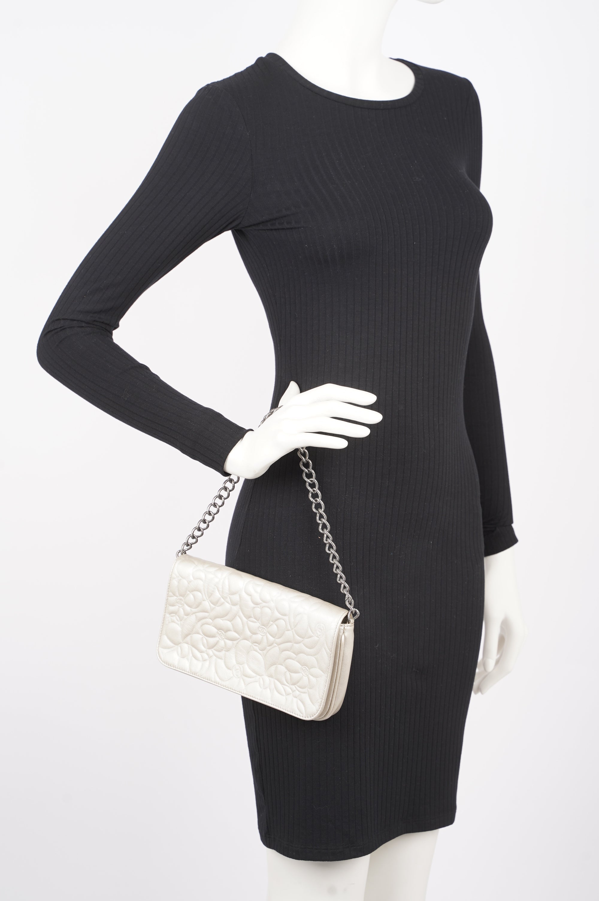 Chanel Womens Vintage Camellia Silver Lambskin