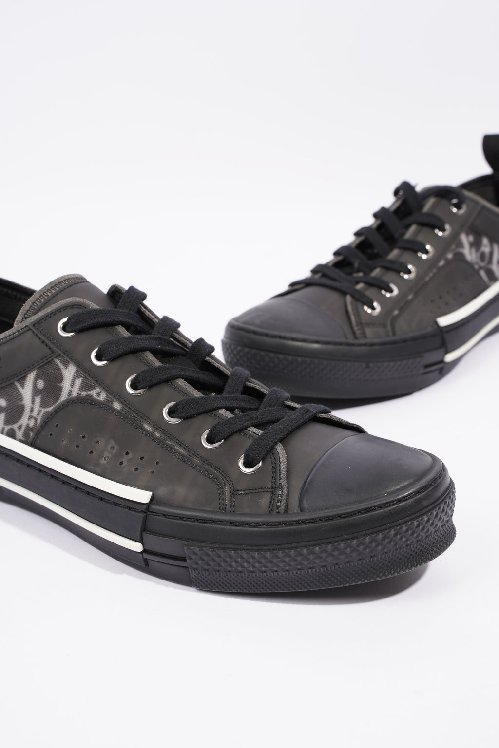 Christian Dior Mens B23 Low Top Sneaker Black EU 42.5 / UK 8.5