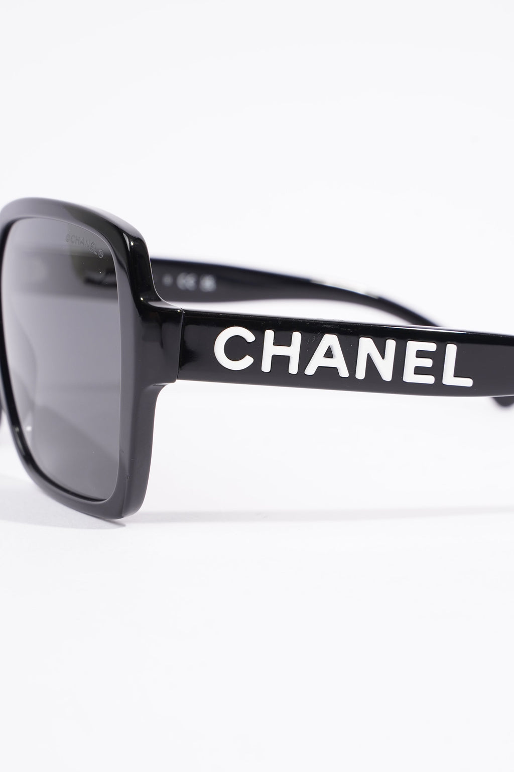 Chanel 5408-A Sunglasses Black Acetate 140